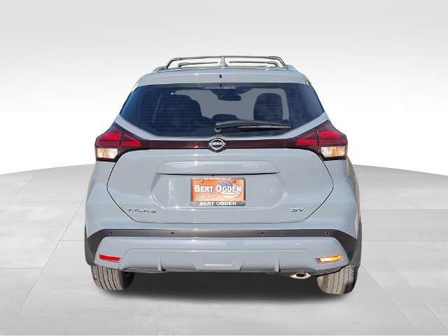 Used 2024 Nissan Kicks SV FWD image 6