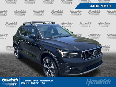 New 2025 Volvo XC40 B5 Plus w/ Protection Package Premier image 1