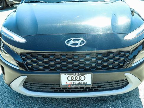 Used 2023 Hyundai Kona SEL FWD image 7