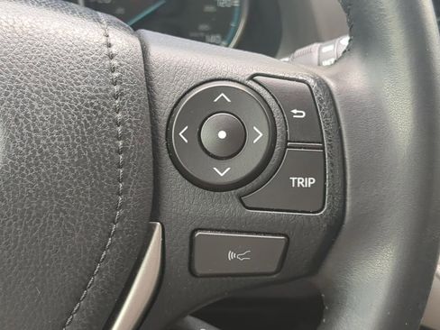 Used 2018 Toyota RAV4 XLE image 27