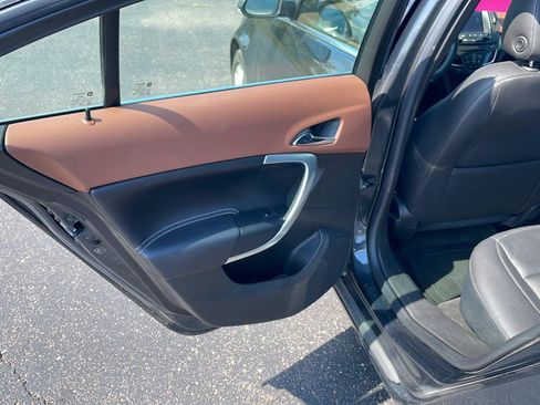 Used 2015 Buick Regal Premium FWD image 8