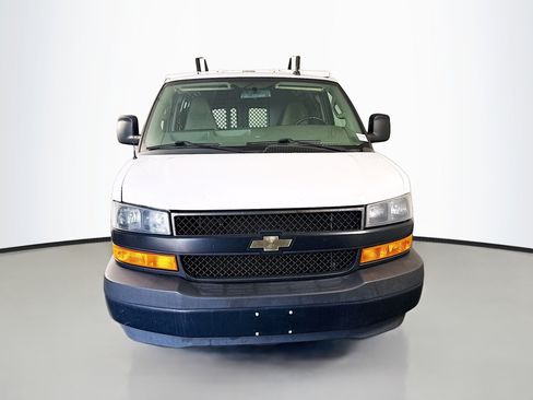 Used 2021 Chevrolet Express 2500 w/ Driver Convenience Package RWD image 2
