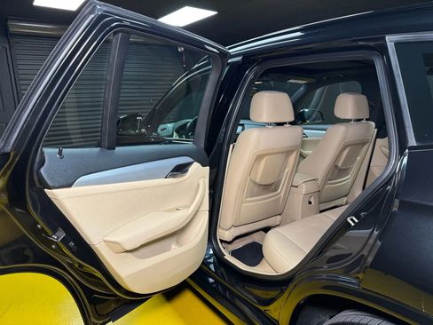 Used 2015 BMW X1 xDrive35i image 18