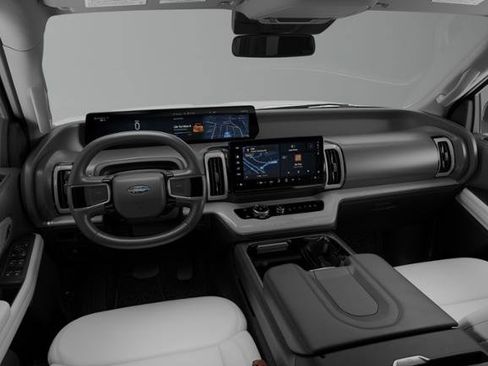 New 2026 Ford Expedition Active image 7