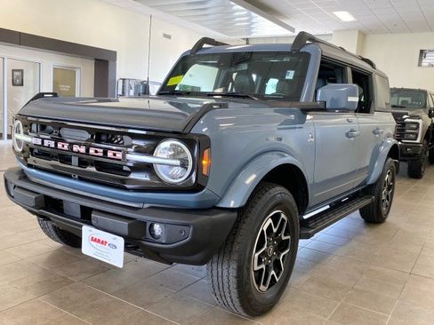 Used 2023 Ford Bronco Outer Banks AWD/4WD image 4