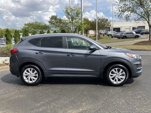 Used 2019 Hyundai Tucson Value FWD image 11