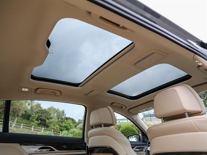 Used 2020 BMW 740i RWD image 21