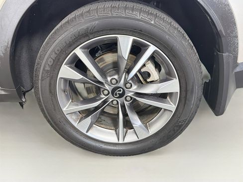 Used 2023 INFINITI QX60 Luxe FWD image 11