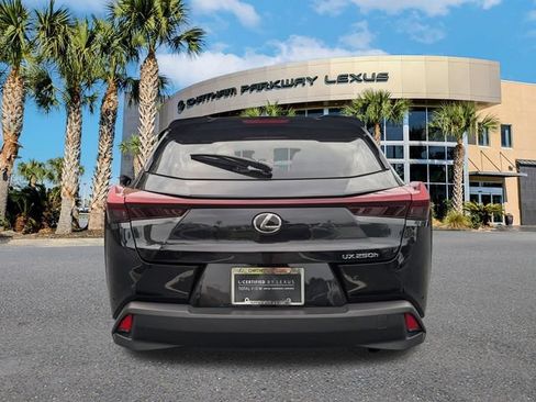 Certified 2024 Lexus UX 250h FWD image 5