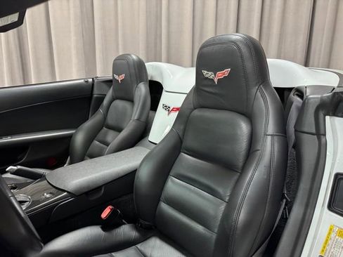 Used 2011 Chevrolet Corvette Grand Sport w/ Preferred Equipment Group image 32