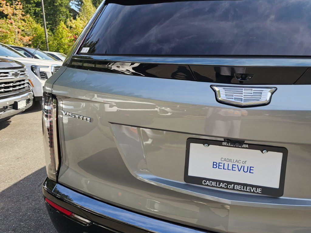 New 2027 Cadillac Vistiq Luxury AWD/4WD image 15