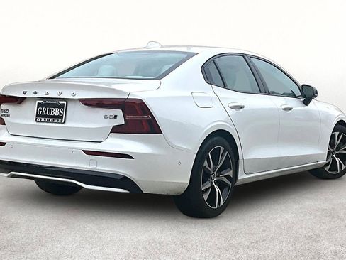 Used 2025 Volvo S60 B5 Plus AWD/4WD image 2