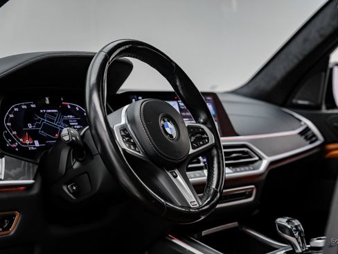 Used 2022 BMW X7 M50i w/ Dynamic Handling Package AWD/4WD image 37