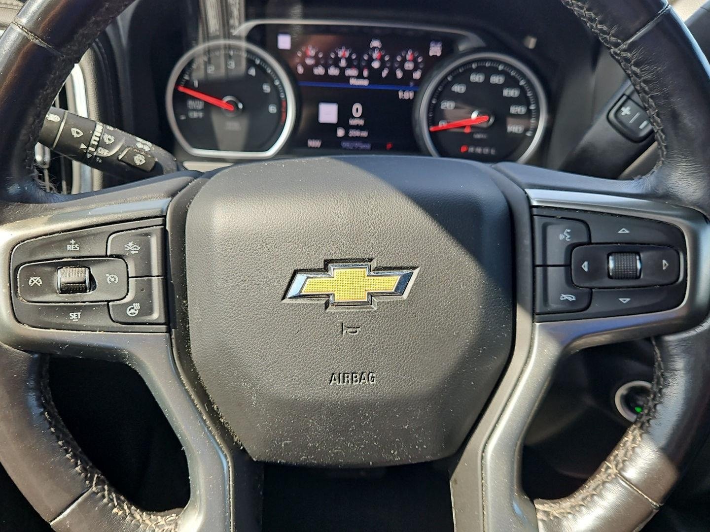 Used 2021 Chevrolet Silverado 1500 LTZ w/ LTZ Premium Package AWD/4WD image 23