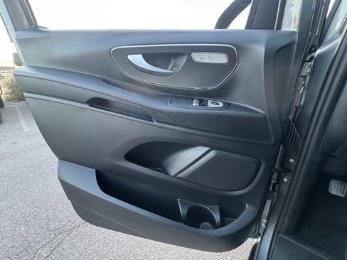 Certified 2023 Mercedes-Benz Metris Passenger image 31