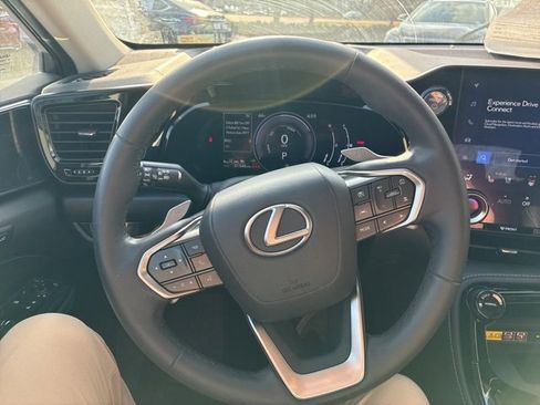 Used 2022 Lexus NX 350h AWD image 11