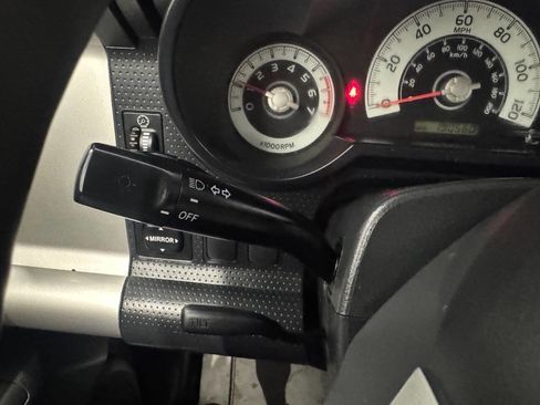 Used 2008 Toyota FJ Cruiser 4WD image 24