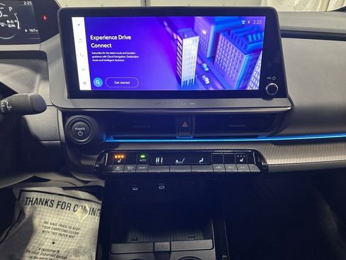 Used 2025 Toyota Prius XLE image 25