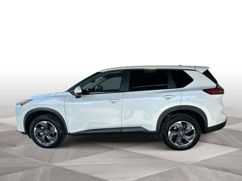 Used 2025 Nissan Rogue SV FWD image 5