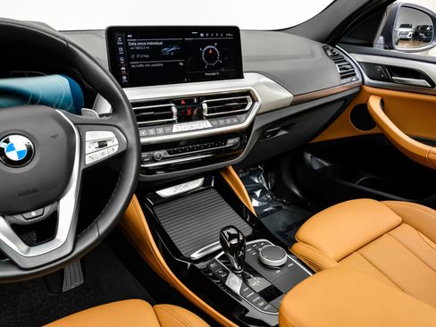 Used 2025 BMW X4 xDrive30i image 28