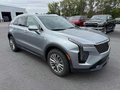 Used 2025 Cadillac XT4 Premium Luxury AWD/4WD image 1