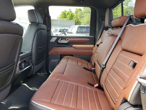 New 2026 GMC Sierra 3500 Denali Ultimate AWD/4WD image 12