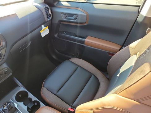 New 2025 Ford Bronco Sport Outer Banks w/ Outer Banks Tech Package+ AWD/4WD image 17
