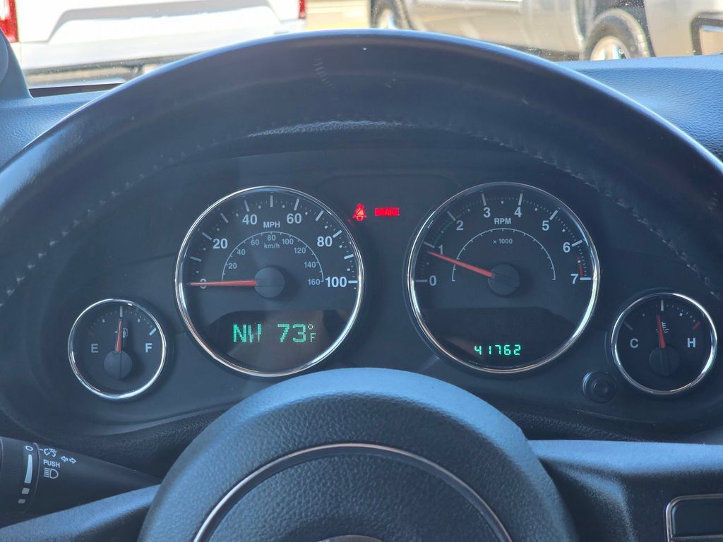 Used 2013 Jeep Wrangler Unlimited Sport w/ Connectivity Group AWD/4WD image 18