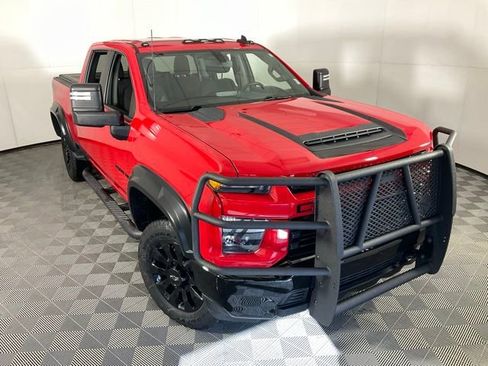 Used 2022 Chevrolet Silverado 2500 Custom w/ Custom Value Package image 36