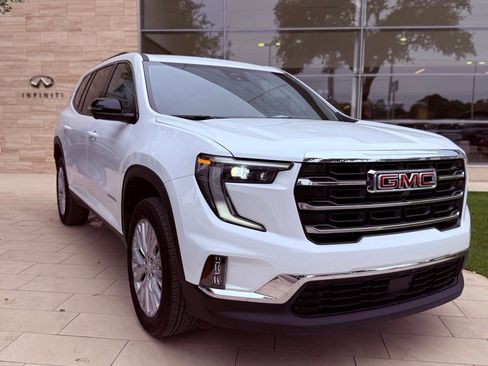 Used 2026 GMC Acadia Elevation w/ Elevation Premium Package AWD/4WD image 4
