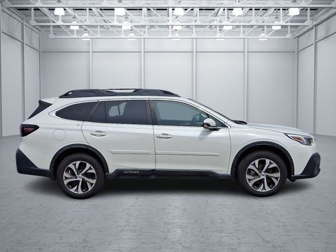 Used 2020 Subaru Outback Limited AWD/4WD image 7