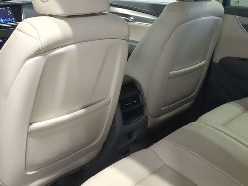 Used 2018 Cadillac XT5 Luxury w/ LPO, Wheel Lock Package image 31