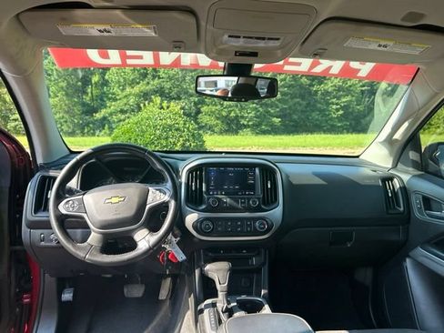 Used 2020 Chevrolet Colorado LT w/ LT Convenience Package RWD image 35