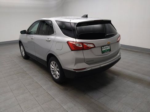 Used 2020 Chevrolet Equinox LT w/ Driver Convenience Package image 5