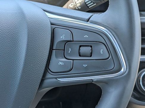 Used 2025 Buick Envista Sport Touring w/ Convenience I Package FWD image 20