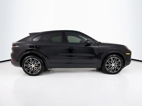 New 2026 Porsche Cayenne Coupe AWD/4WD image 8
