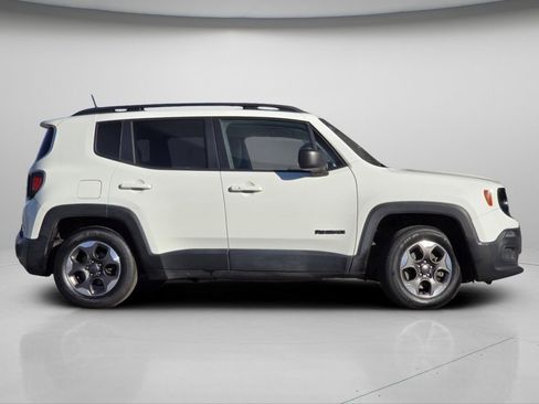 Used 2018 Jeep Renegade Sport w/ Power & Air Group image 20