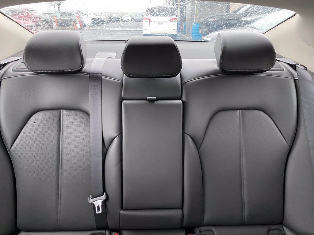 New 2026 Genesis G70 2.5T RWD image 36