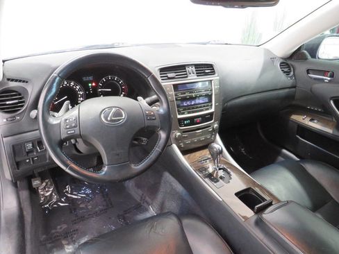 Used 2010 Lexus IS 250C image 21