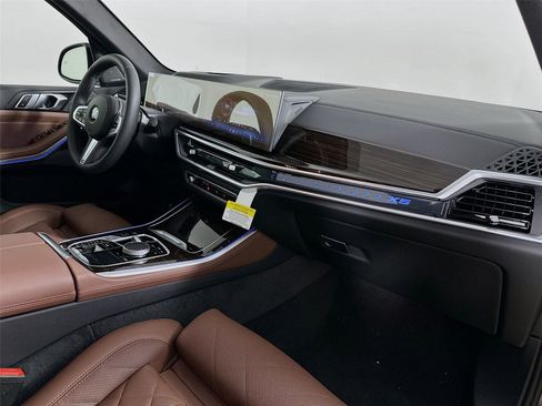 New 2026 BMW X5 xDrive40i w/ M Sport Package image 31