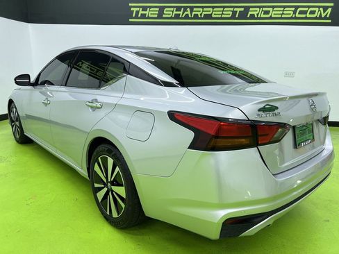 Used 2019 Nissan Altima 2.5 SL FWD image 7