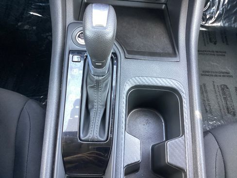 Used 2025 Nissan Sentra S FWD image 23