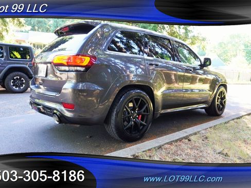 Used 2015 Jeep Grand Cherokee SRT w/ Luxury Group II AWD/4WD image 9