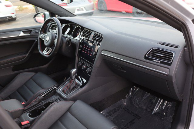 Used 2020 Volkswagen GTI SE FWD image 43