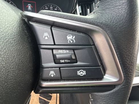 Used 2025 Subaru Outback Premium AWD/4WD image 20