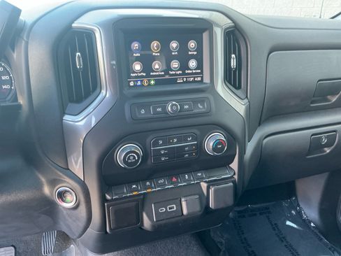 Used 2026 Chevrolet Silverado 1500 Custom RWD image 10