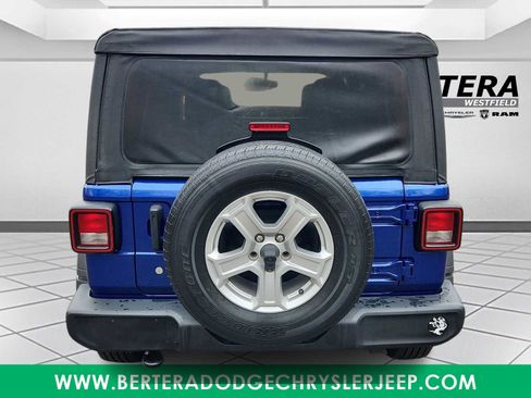 Used 2019 Jeep Wrangler Unlimited Sport S AWD/4WD image 5