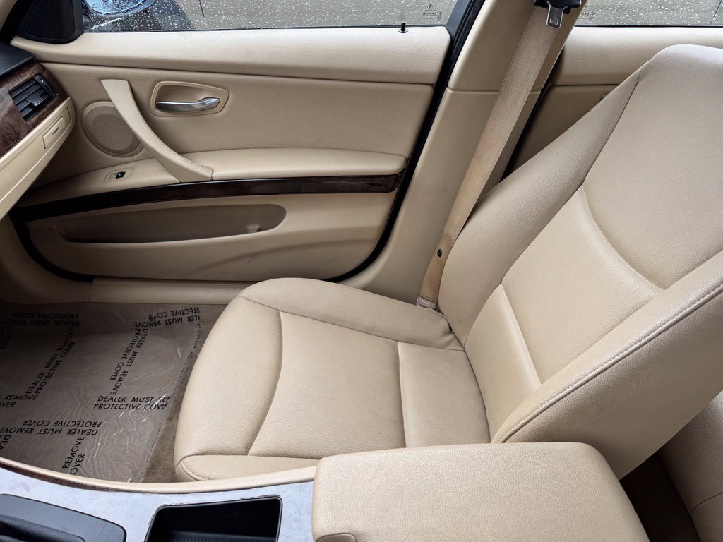 Used 2009 BMW 328i xDrive Sedan AWD/4WD image 24