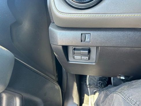 Used 2026 Chevrolet Colorado ZR2 w/ Technology Package image 18