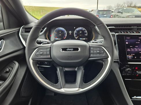 New 2026 Jeep Grand Cherokee L Laredo AWD/4WD image 17